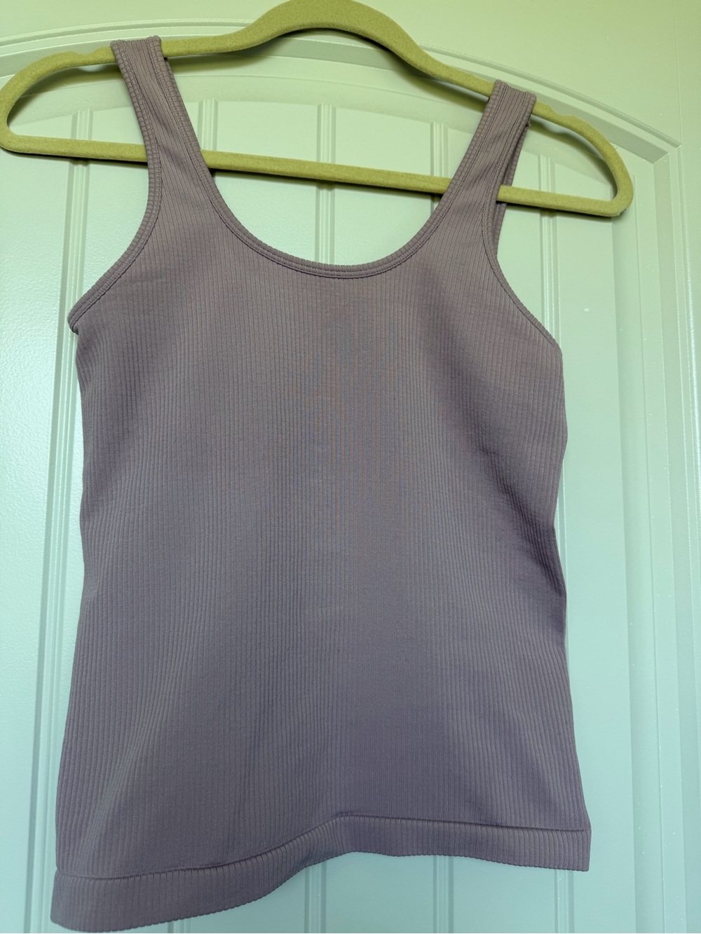 Athleta renew scoop top